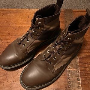 Dr. Martens Brown Beam boots. Air Wair.